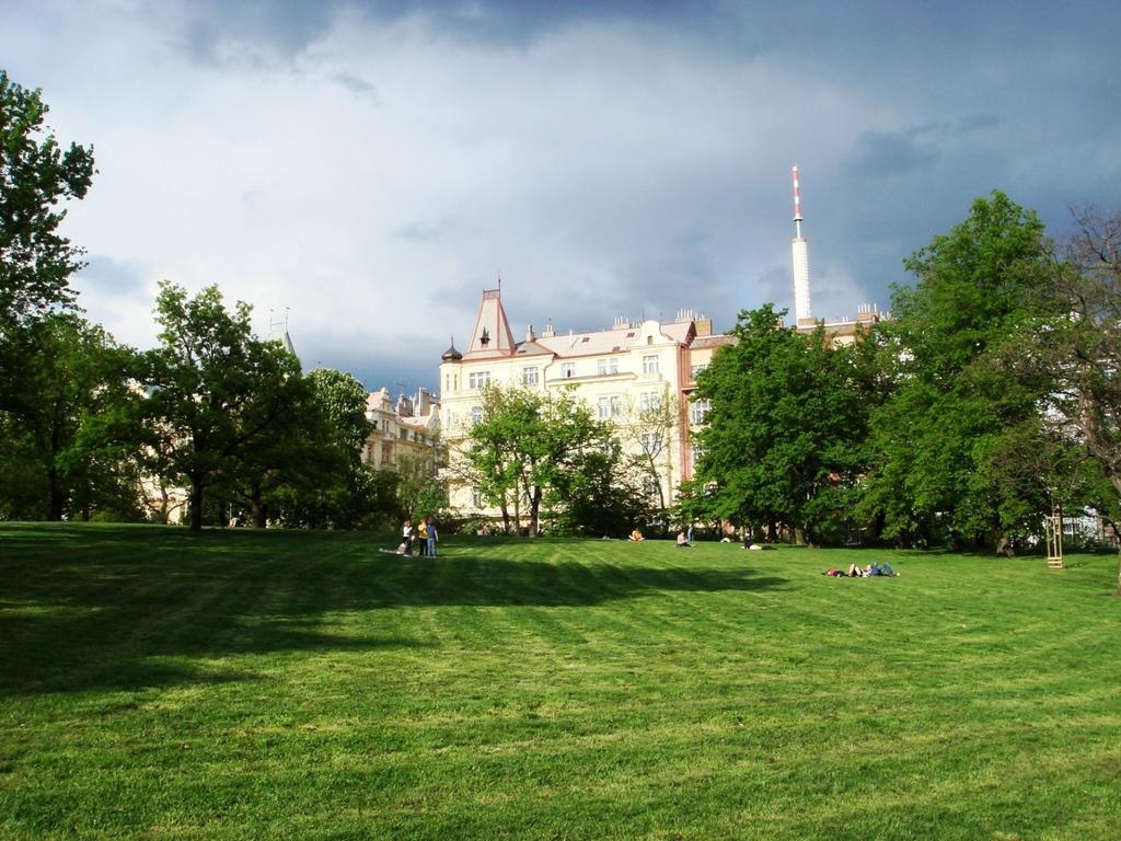 Modern Apartment Riegrovy Sady Praga Zewnętrze zdjęcie